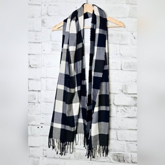 Plush Blue and black Gray Plaid Scarf Cozy Warm Winter Shawl Oversize - Picture 2 of 11